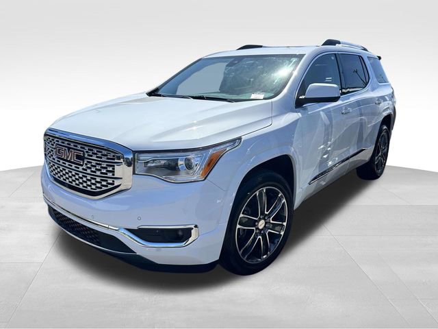 Used 2019 GMC Acadia Denali w/ Technology Package FWD image 2