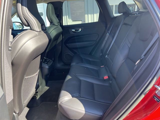 Certified 2023 Volvo XC60 B5 Ultimate w/ Climate Package image 25
