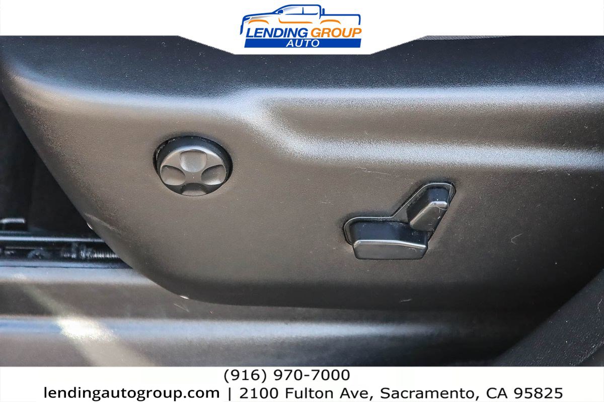 Used 2015 Jeep Grand Cherokee Laredo w/ Quick Order Package 23E image 19