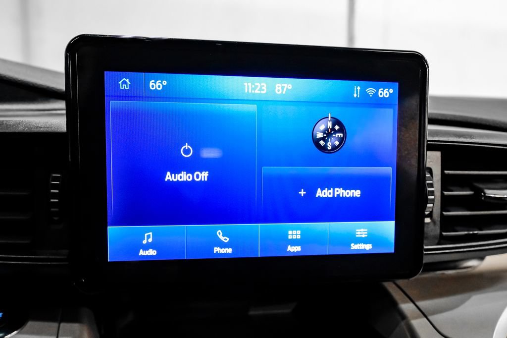 Used 2023 Ford Explorer XLT RWD image 25