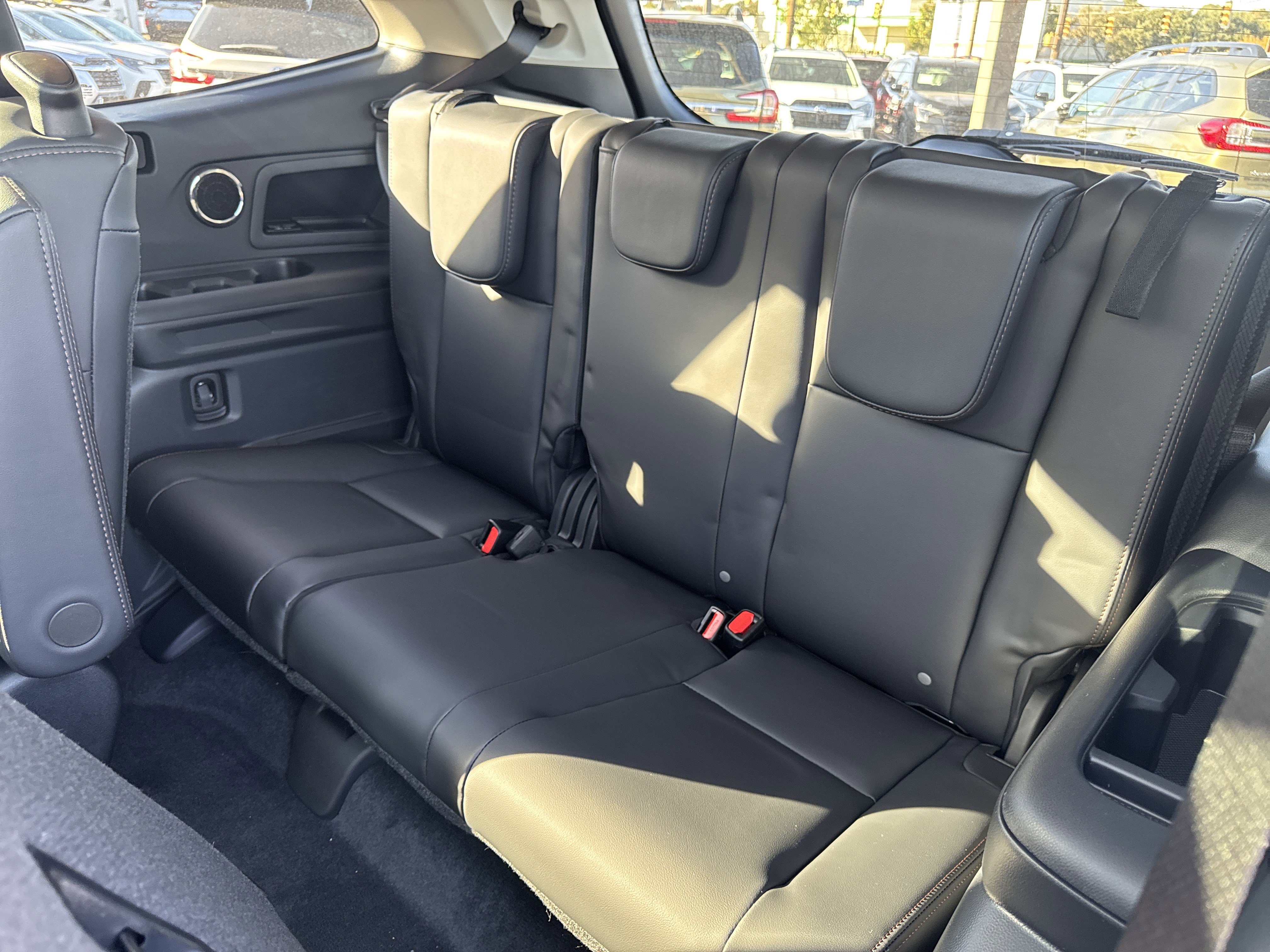 New 2026 Subaru Ascent Limited Bronze image 31