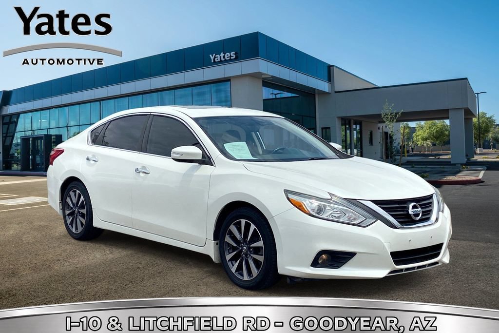 Used 2017 Nissan Altima 2.5 SV w/ Convenience Package