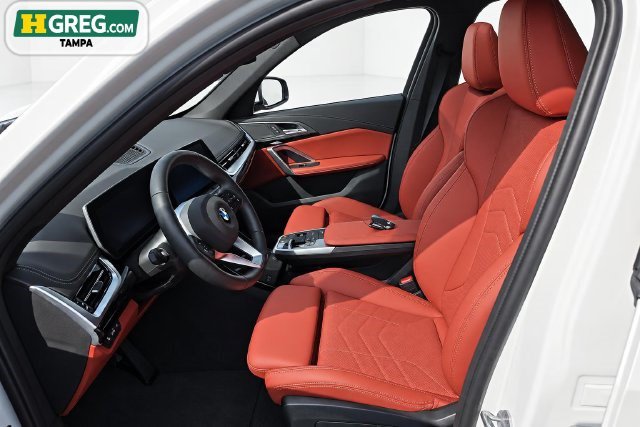 Used 2026 BMW X1 xDrive28i AWD/4WD image 8
