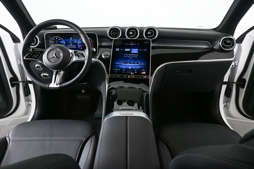 Certified 2025 Mercedes-Benz GLC 300 4MATIC image 16