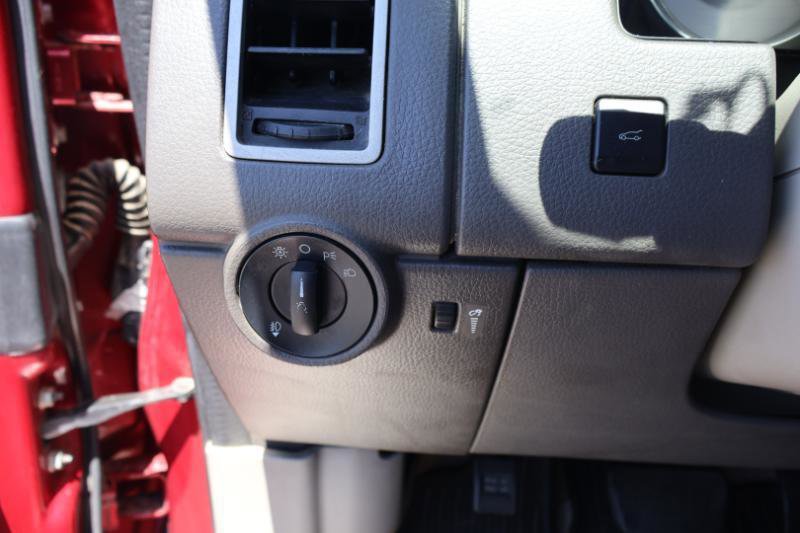 Used 2008 Ford Edge Limited FWD image 16