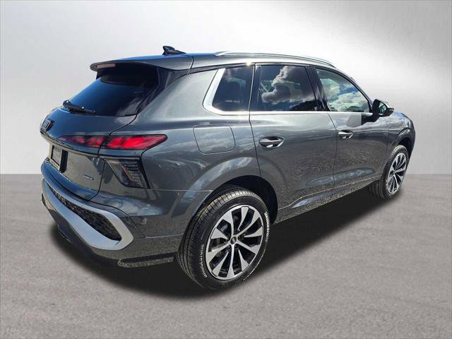 New 2026 Audi Q3 quattro 2.0T image 3