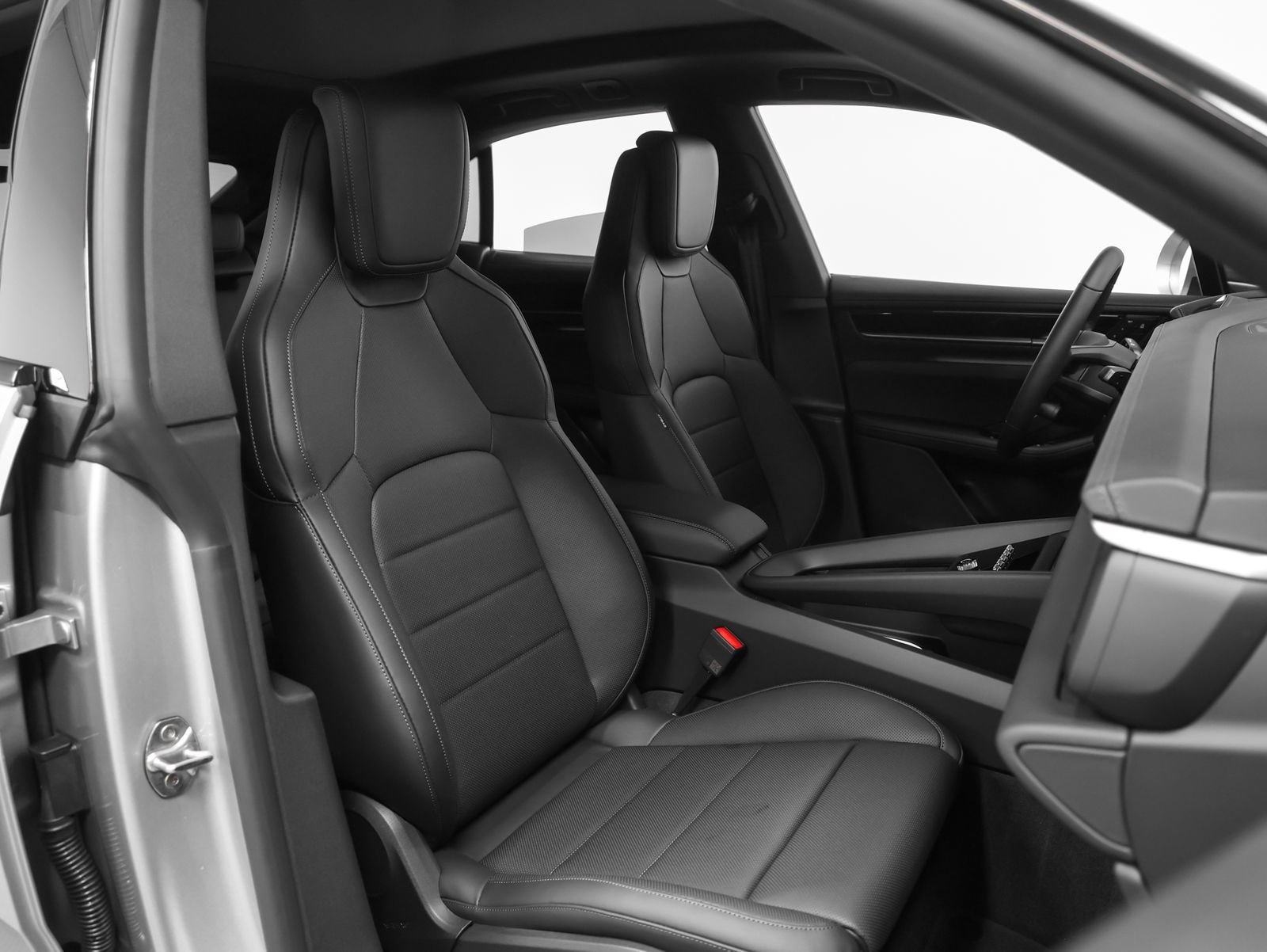New 2026 Porsche Macan 4 Electric AWD/4WD image 24
