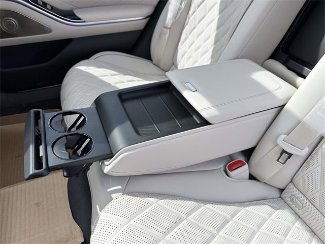 New 2026 Mercedes-Benz S 580 4MATIC Sedan image 32