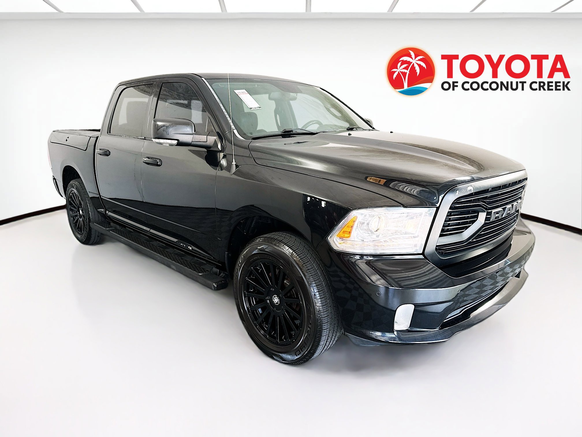 Used 2016 RAM 1500 Limited AWD/4WD image 1