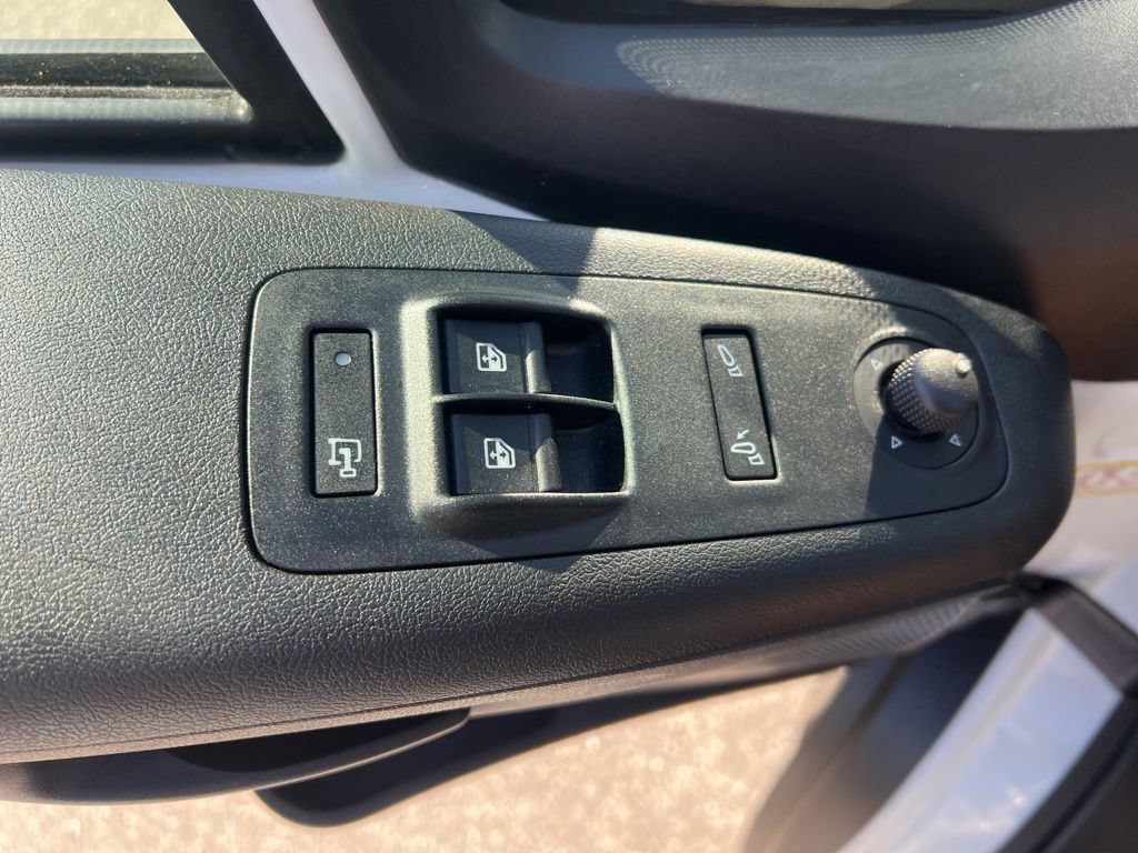 Used 2025 RAM ProMaster 2500 w/ Convenience Group FWD image 48