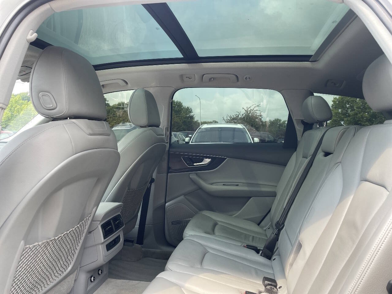 Used 2019 Audi Q7 3.0T Premium Plus AWD/4WD image 30
