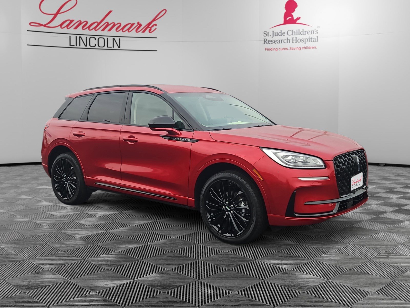 Certified 2024 Lincoln Corsair Reserve w/ Jet Appearance Package image 7