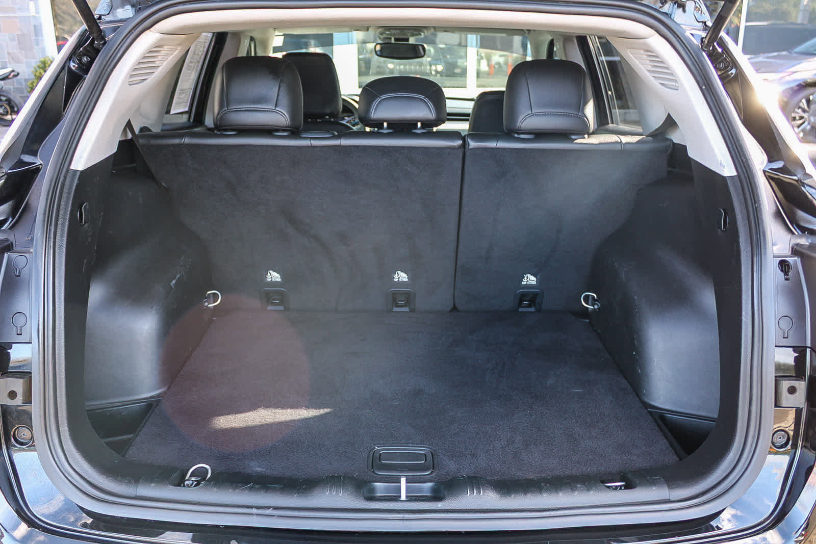 Used 2022 Jeep Compass Latitude FWD image 26
