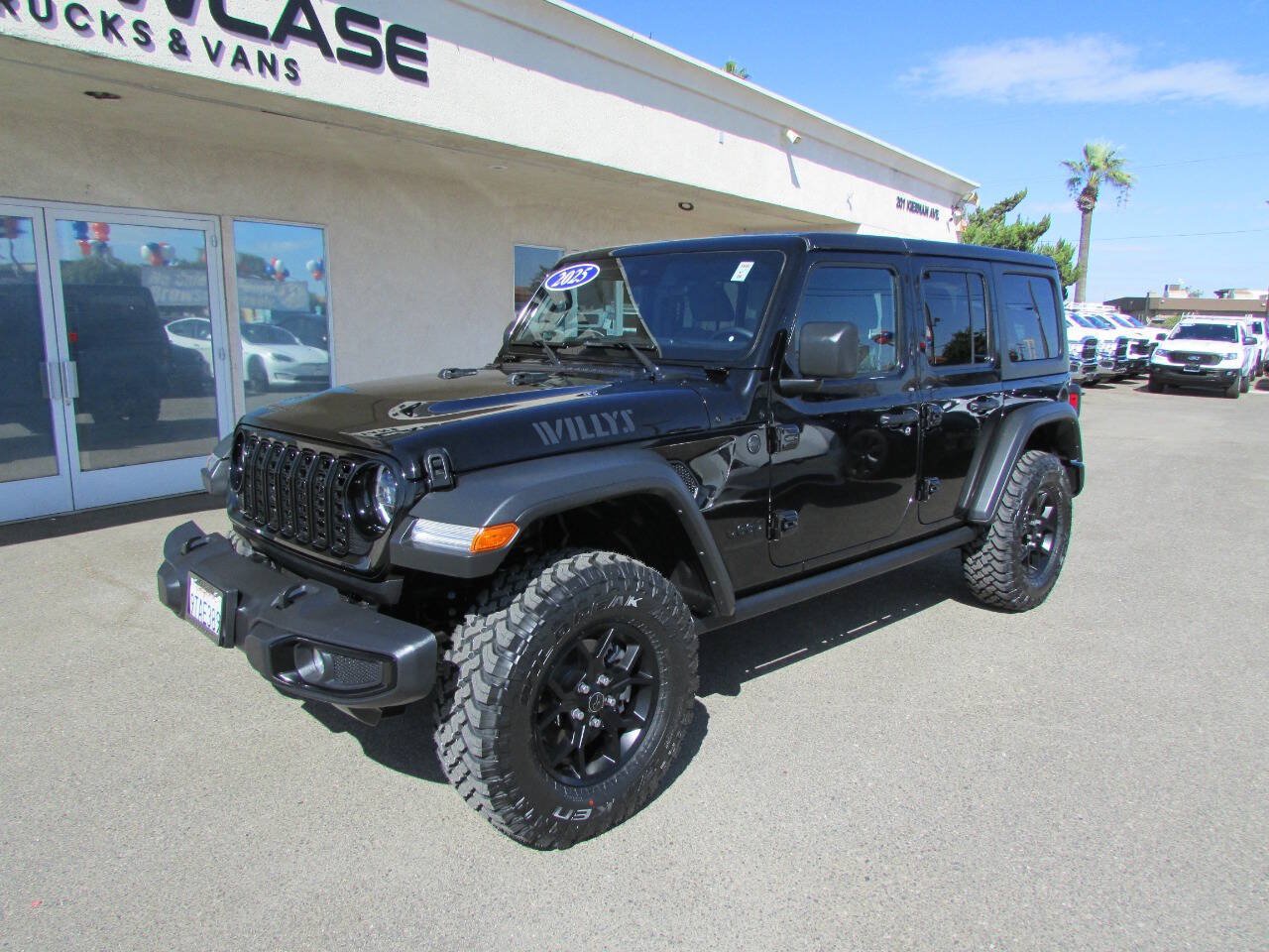 Used 2025 Jeep Wrangler Unlimited Sport AWD/4WD image 4