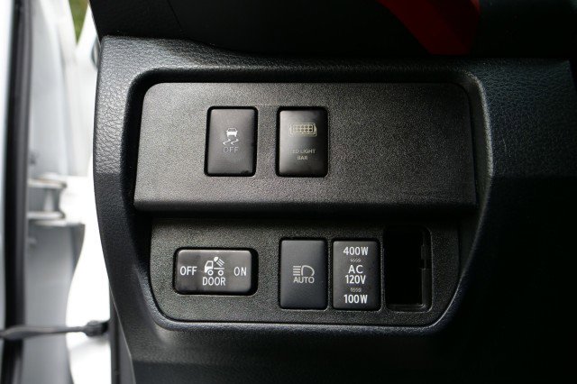 Used 2020 Toyota Tacoma TRD Sport image 22