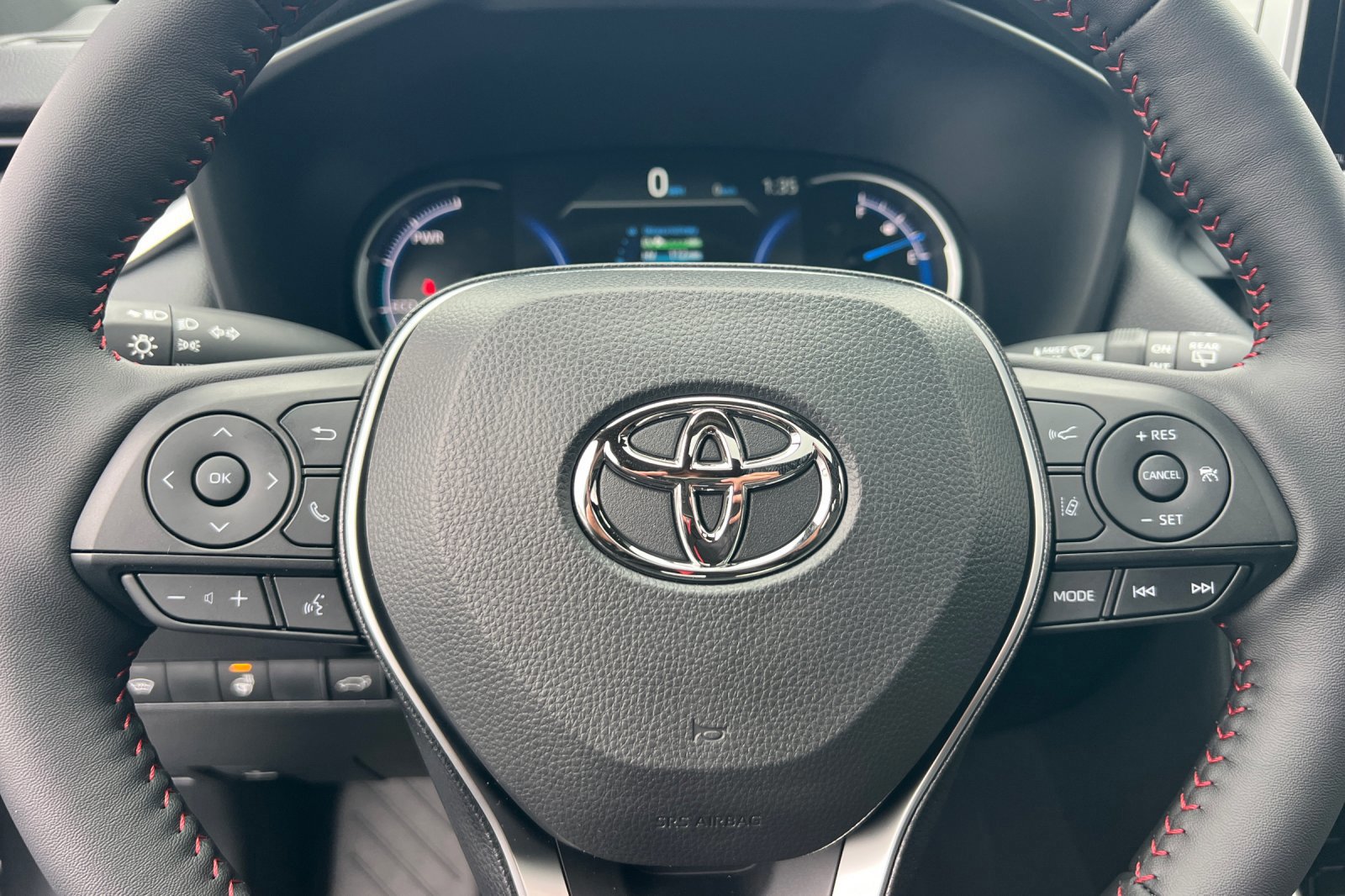 Certified 2025 Toyota RAV4 SE image 23