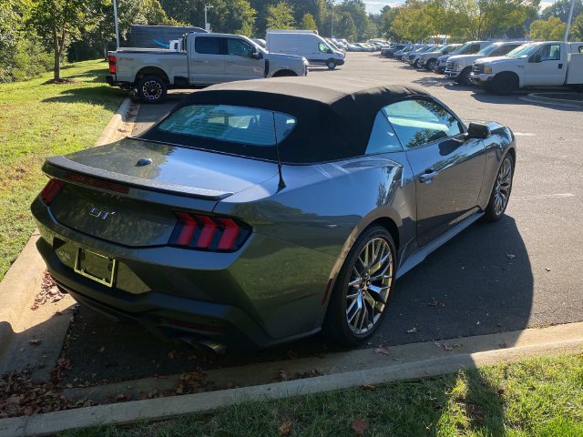 Used 2025 Ford Mustang GT Premium RWD image 31
