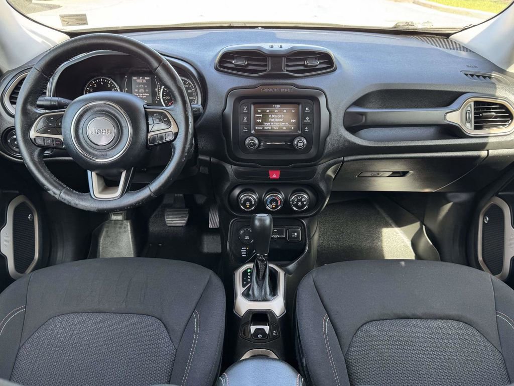 Used 2016 Jeep Renegade 75th Anniversary image 3