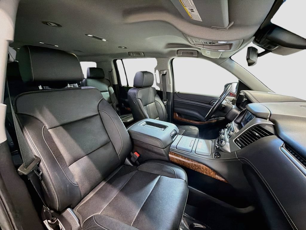 Used 2019 Chevrolet Suburban Premier w/ Max Trailering Package AWD/4WD image 31