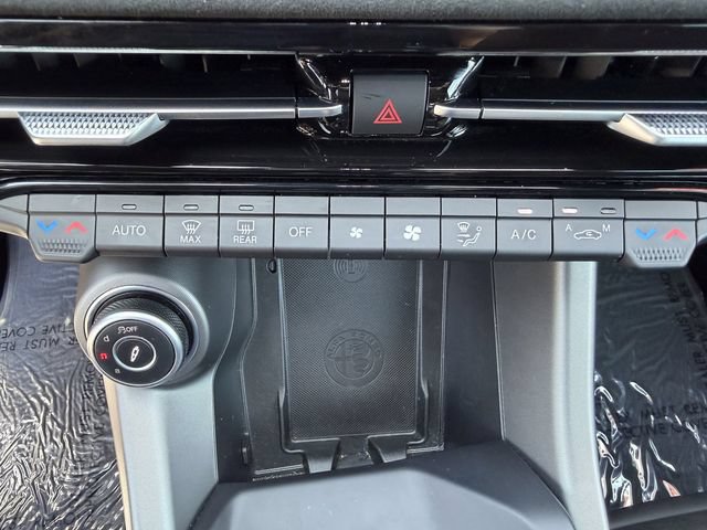 Used 2024 Alfa Romeo Tonale Veloce w/ Active Assist Package AWD/4WD image 20