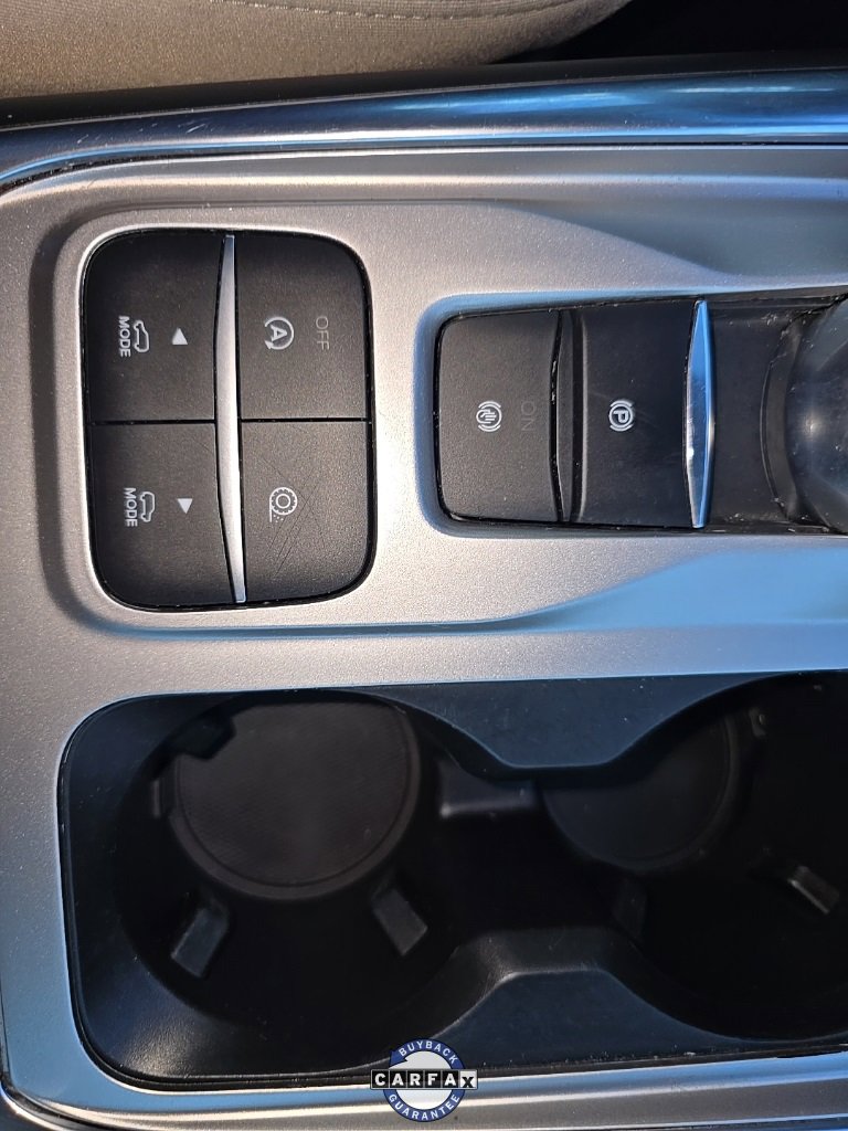 Used 2020 Ford Explorer XLT w/ Equipment Group 202A image 30