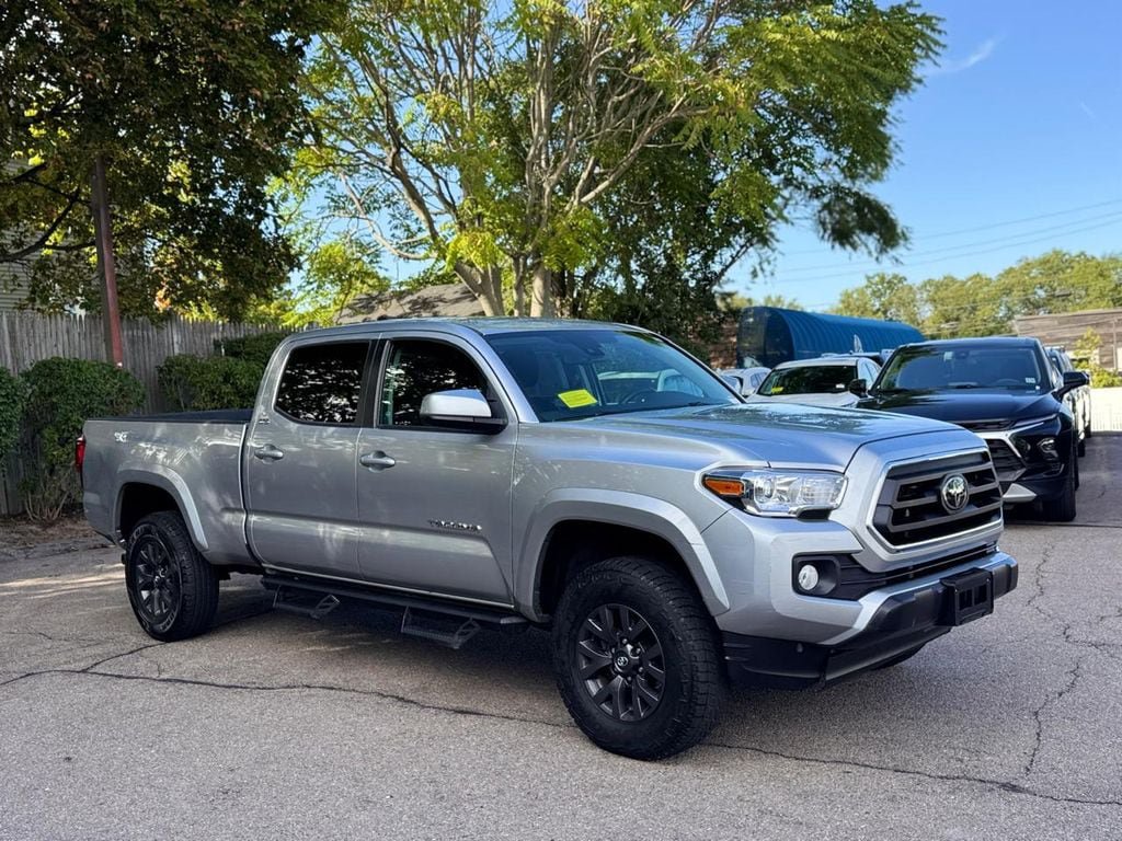 Used 2023 Toyota Tacoma SR5 AWD/4WD image 5
