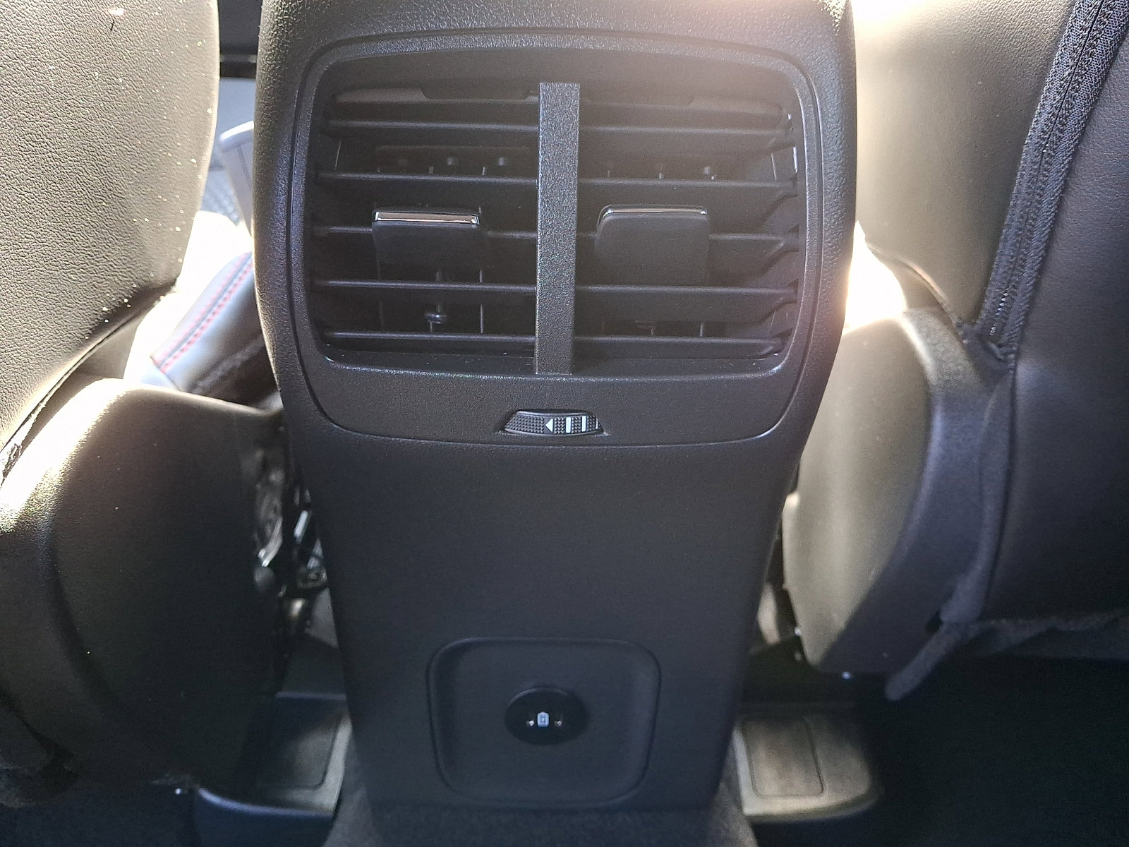 Used 2026 Ford Escape ST-Line w/ Tech Pack #1 image 11