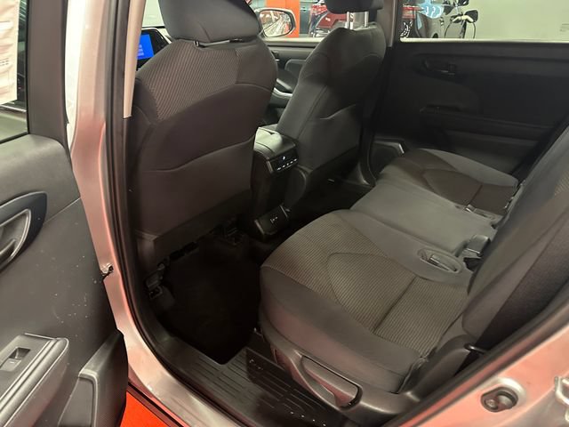 Used 2023 Toyota Highlander L AWD/4WD image 13