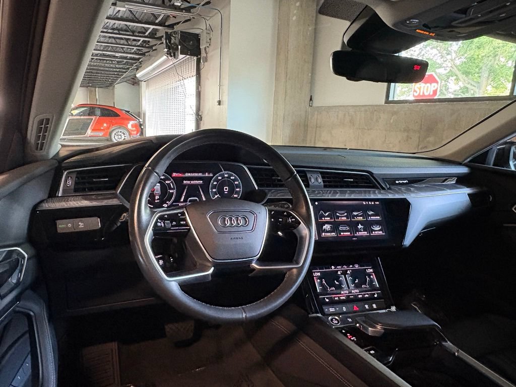 Used 2024 Audi Q8 e-tron Premium AWD/4WD image 14