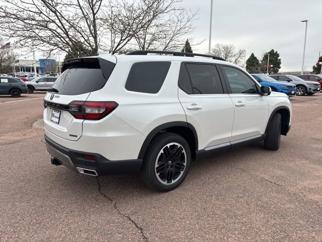 New 2026 Honda Pilot Touring image 6