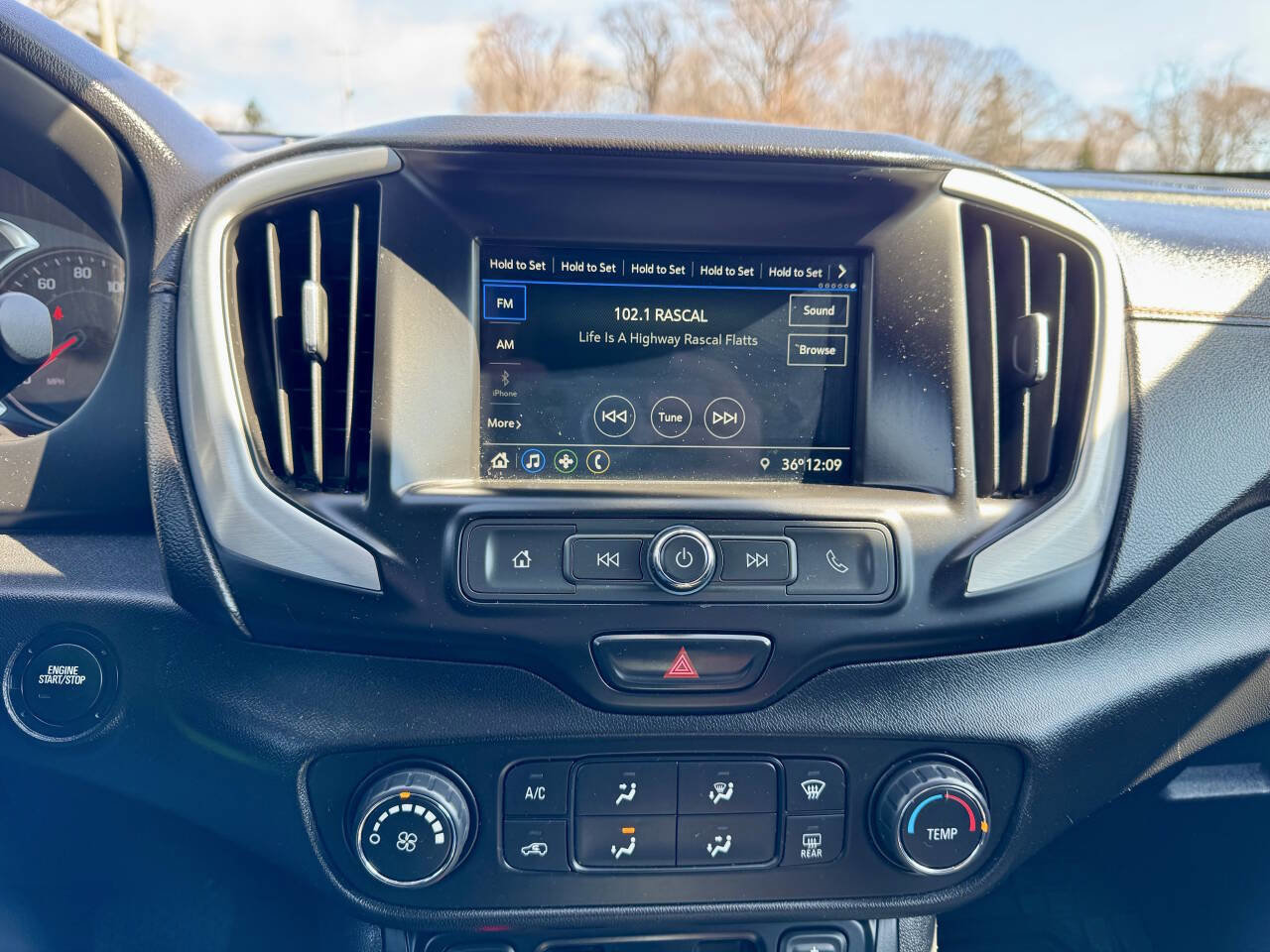 Used 2019 GMC Terrain SLE image 16