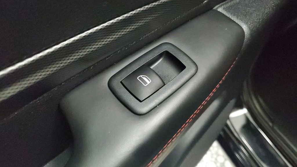 Used 2024 Dodge Durango GT RWD image 19