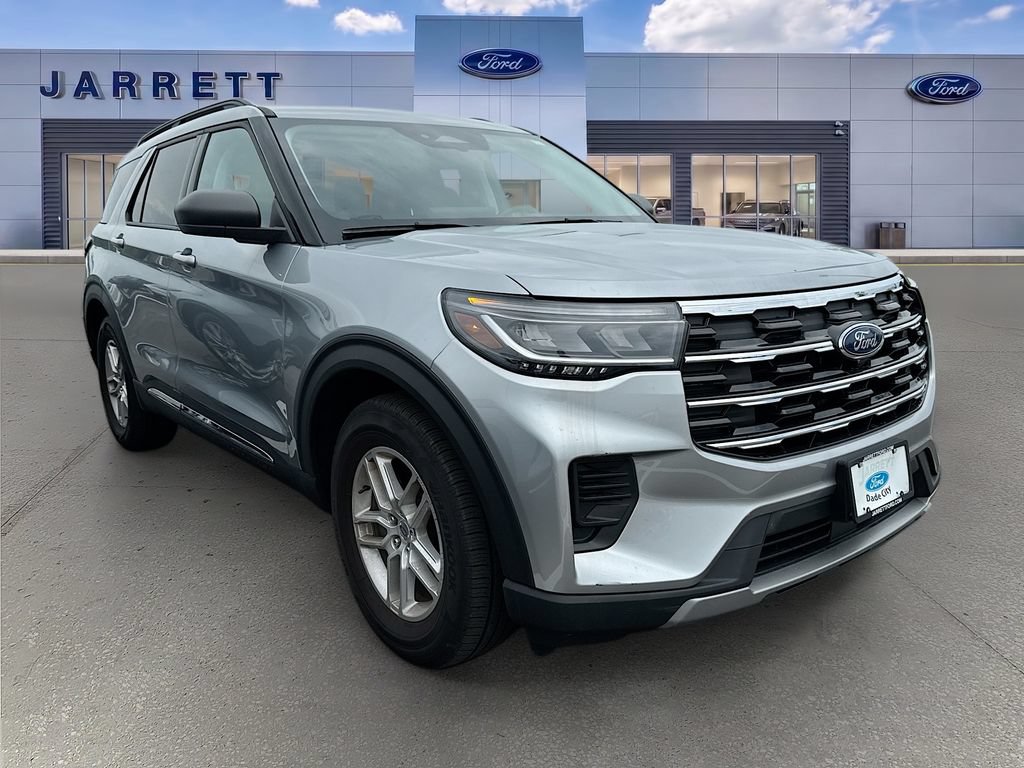 Certified 2025 Ford Explorer Active RWD video 1