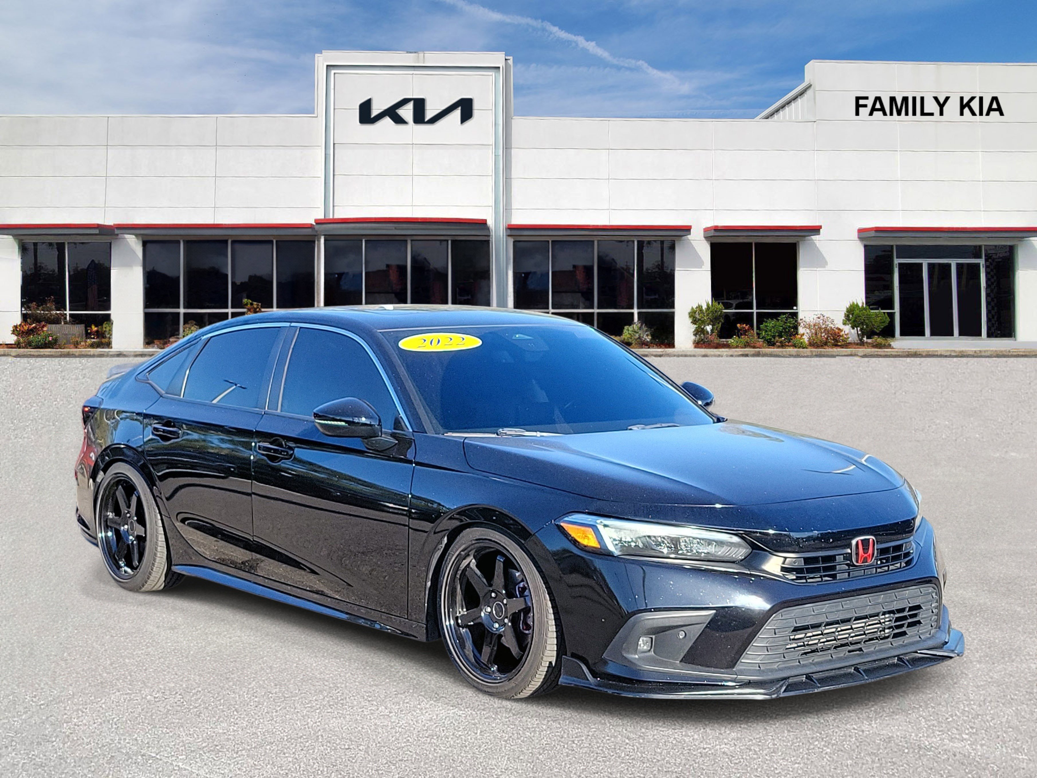 Used 2022 Honda Civic Touring image 1
