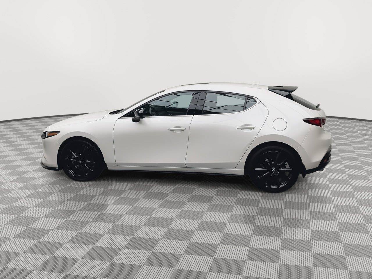 Used 2025 MAZDA MAZDA3 Hatchback w/Premium Plus Pkg AWD/4WD image 35