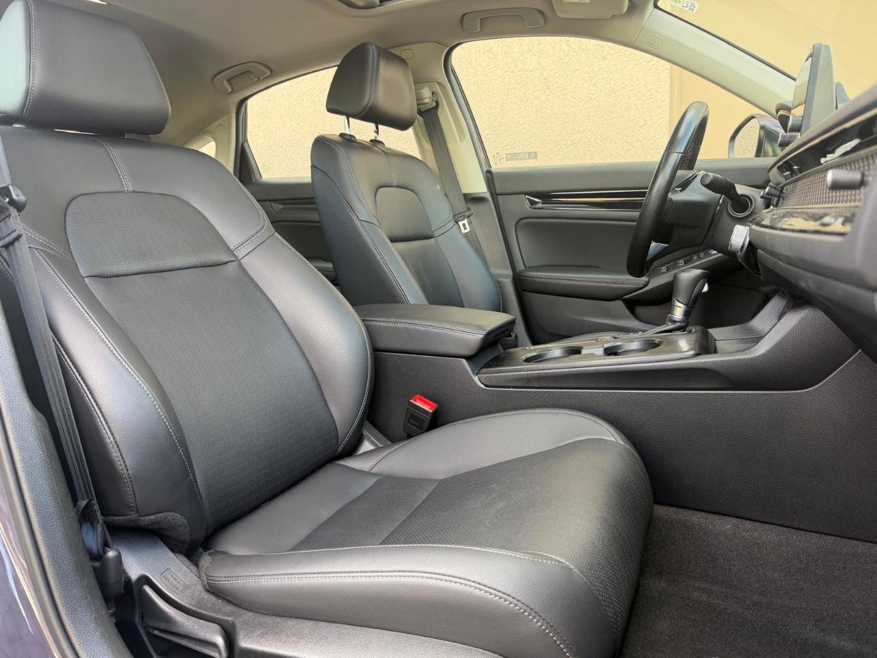 Used 2024 Honda Civic EX-L image 17