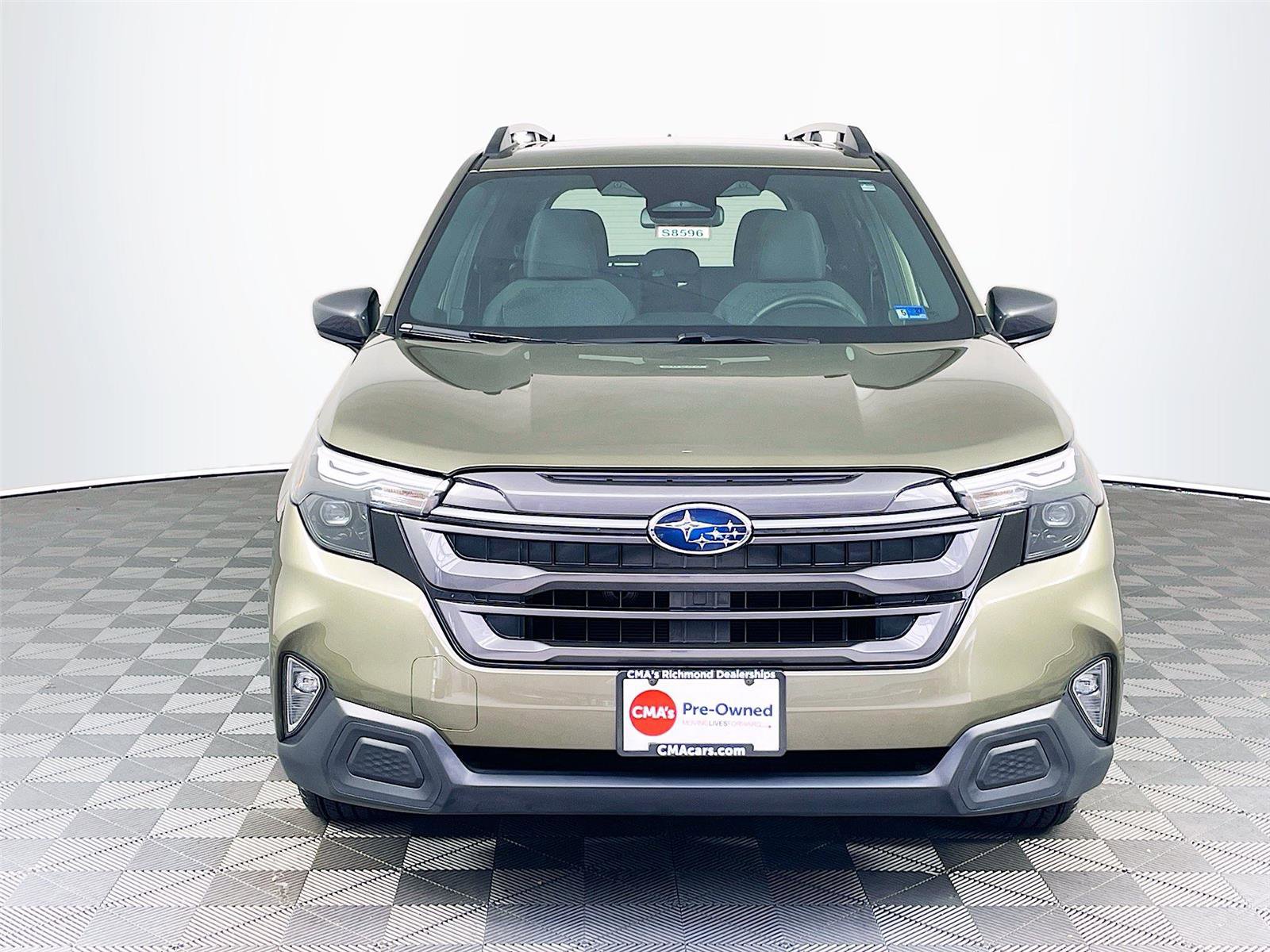 Used 2026 Subaru Forester Premium AWD/4WD image 2