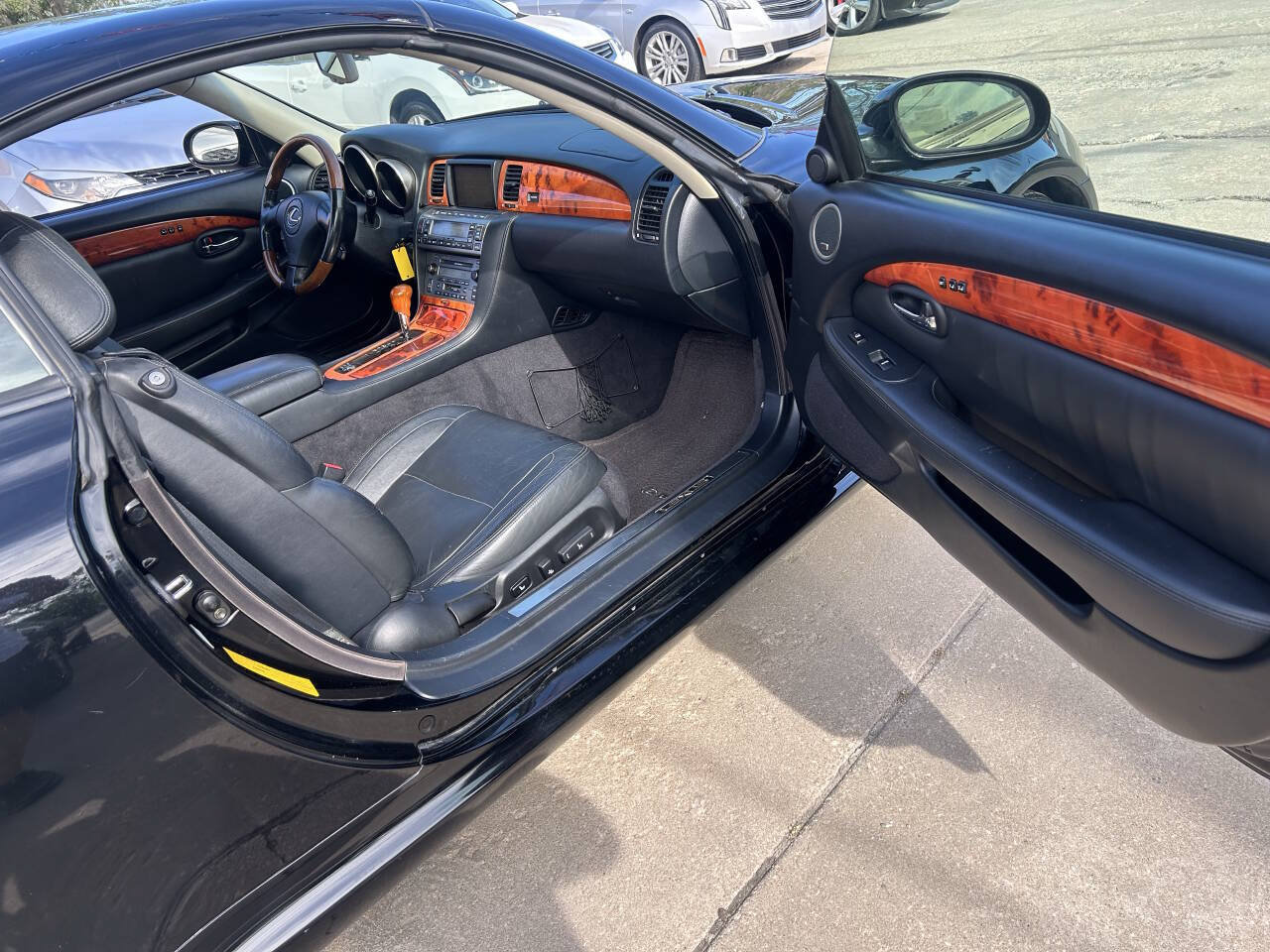 Used 2002 Lexus SC 430 Convertible RWD image 14