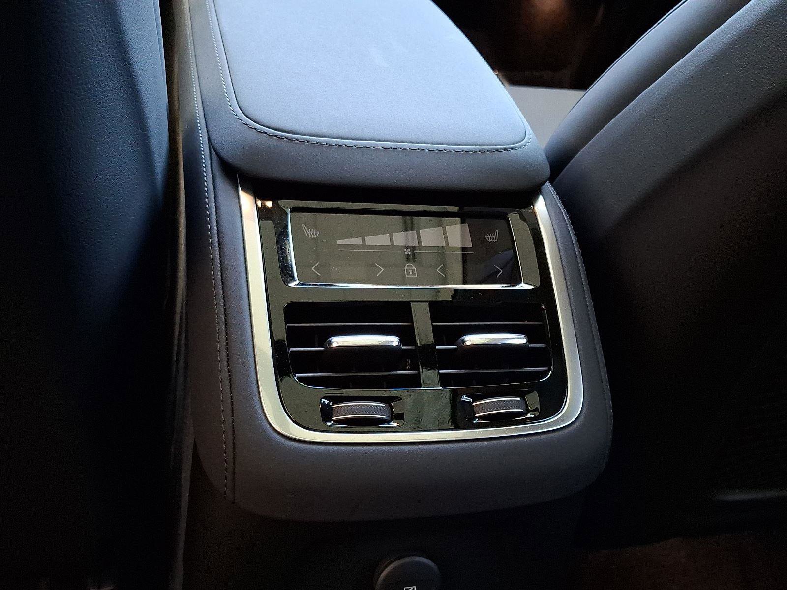 Certified 2026 Volvo XC90 T8 Plus w/ Protection Package Premier image 13