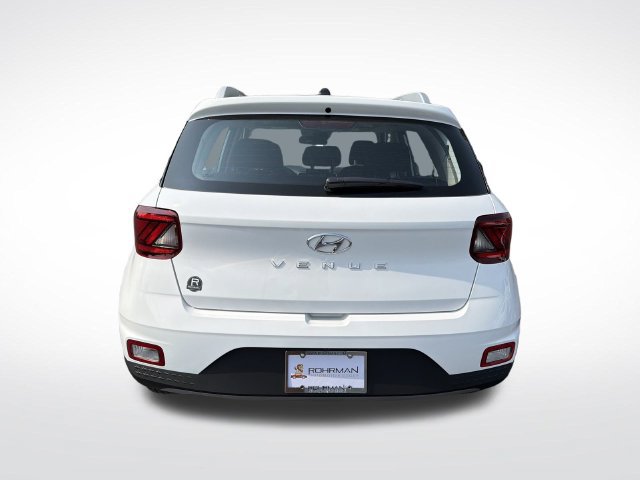 New 2026 Hyundai Venue SEL FWD image 15