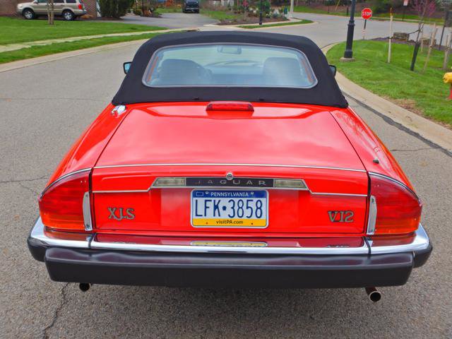 Used 1990 Jaguar XJS V12 Convertible image 13