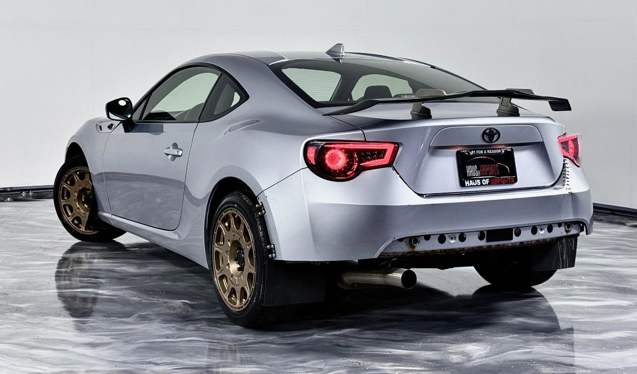 Used 2015 Scion FR-S RWD image 11