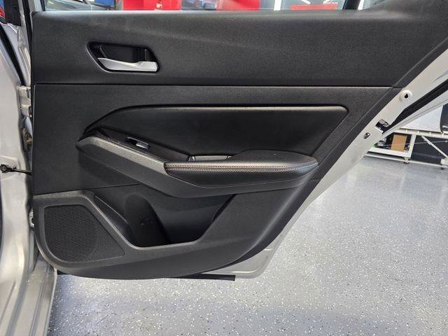 Used 2025 Nissan Altima 2.5 SR w/ SR Premium Package FWD image 22