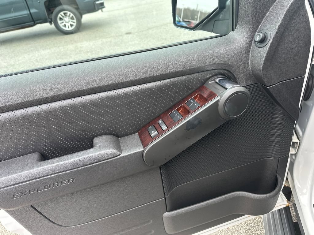 Used 2010 Ford Explorer Limited image 23