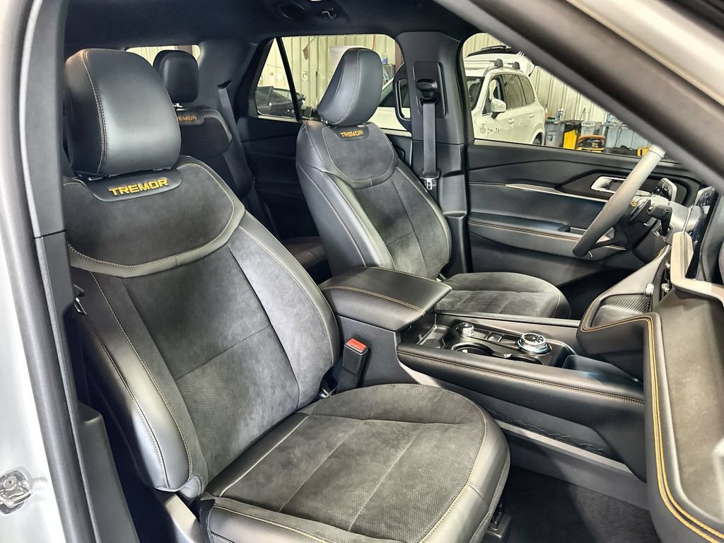 New 2026 Ford Explorer Tremor w/ Tremor Convenience Package AWD/4WD image 32