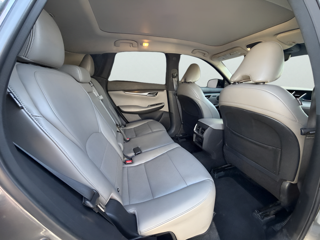 Used 2023 INFINITI QX50 Luxe FWD image 30