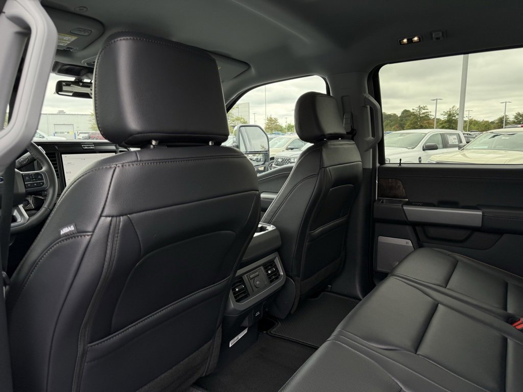 New 2026 Ford F350 Lariat w/ Chrome Package image 25