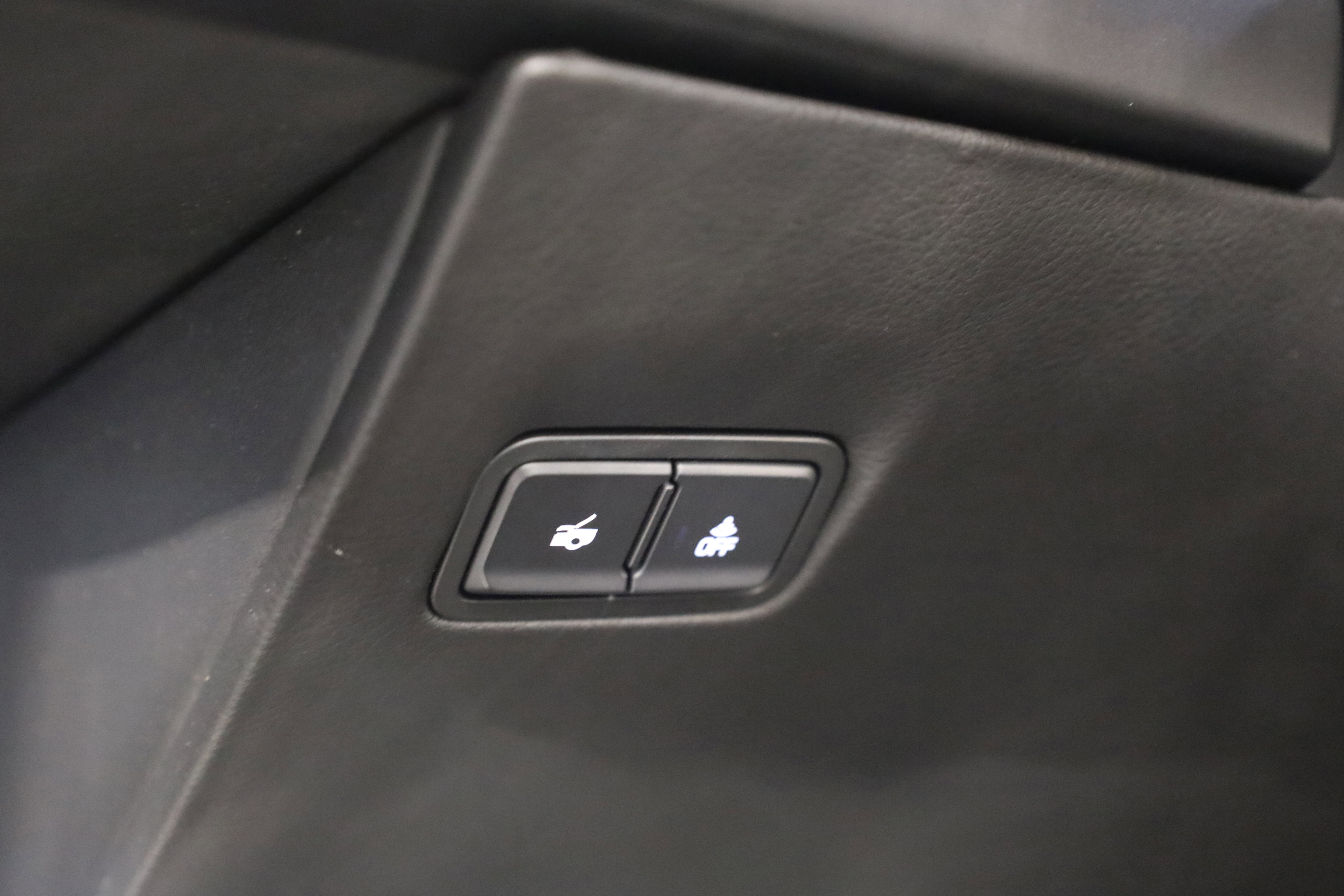 Used 2016 Chevrolet Corvette Z06 w/ 3LZ Preferred Equipment Group image 20