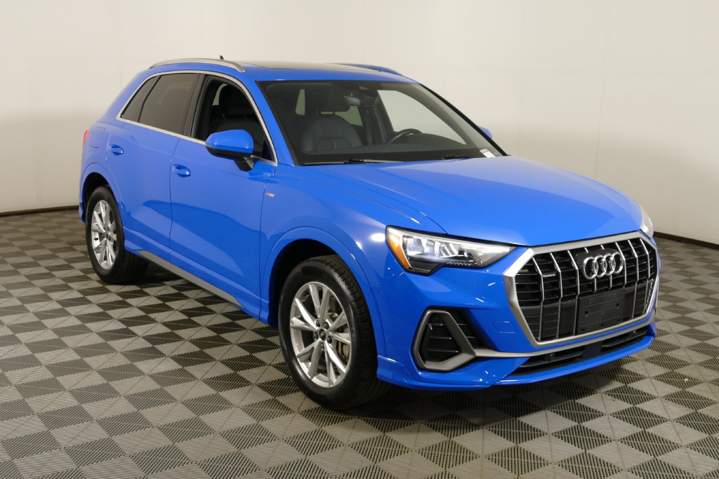 Used 2022 Audi Q3 2.0T Premium AWD/4WD image 1
