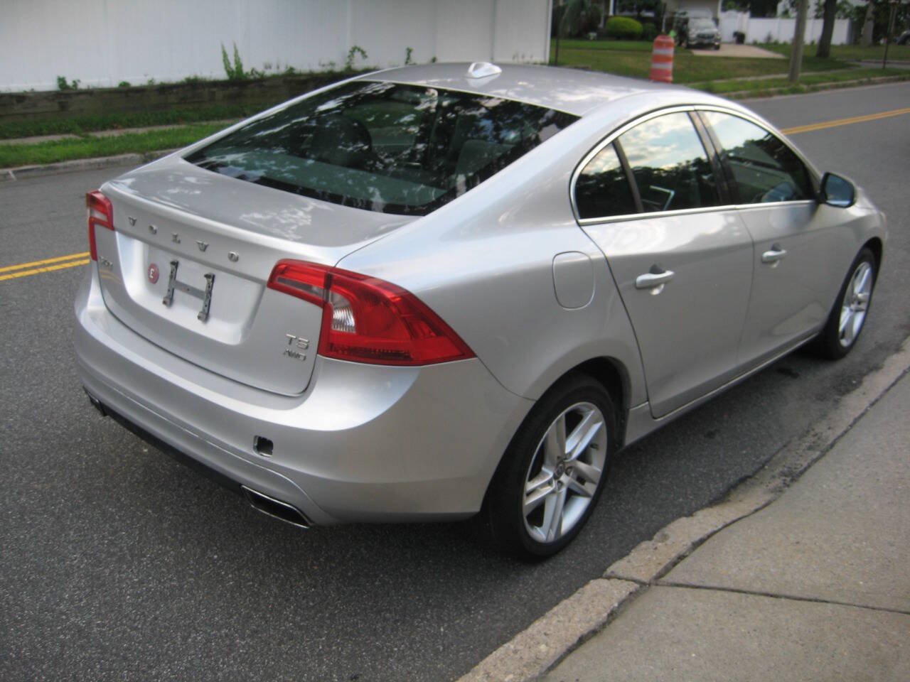 Used 2015 Volvo S60 T5 Premier AWD/4WD image 5